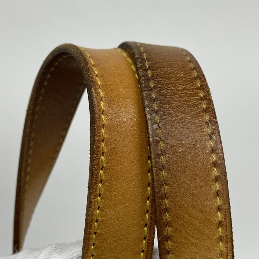 LOUIS VUITTON Brown Monogram Bag - Picture 6 of 10
